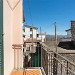 La Fortezza Corvara (Liguria)