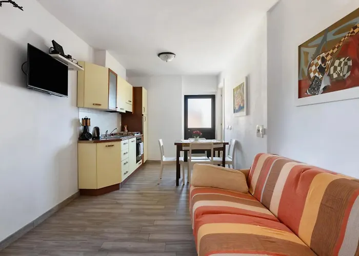 La Fortezza Corvara (Liguria)